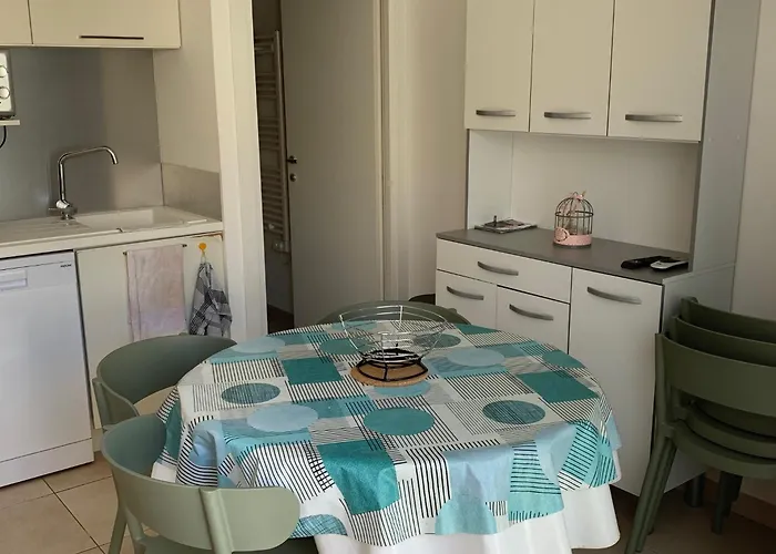 T3 En Corse, Marina Di Bravone N131 * Linguizzetta